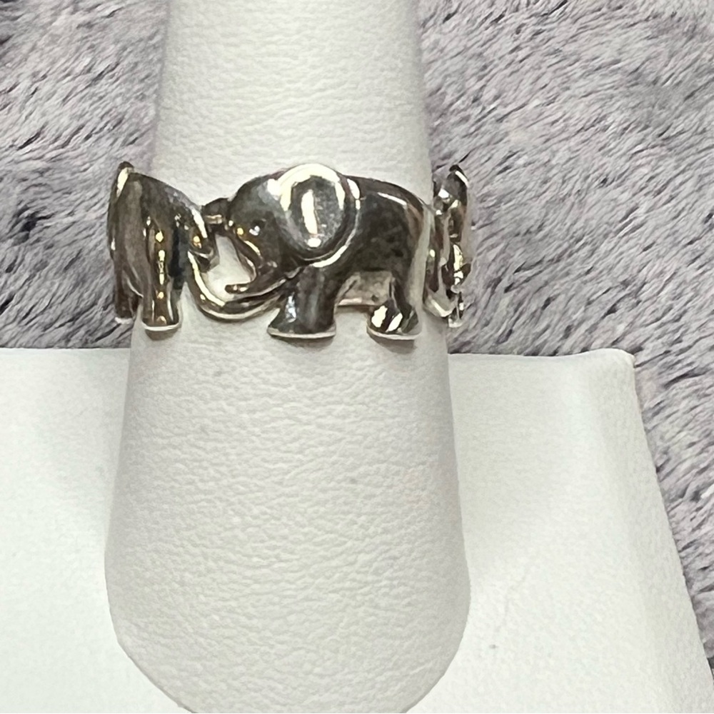 Sterling Silver Elephant Parade Good Luck Ring Size 8.5 - Picture 2 of 7